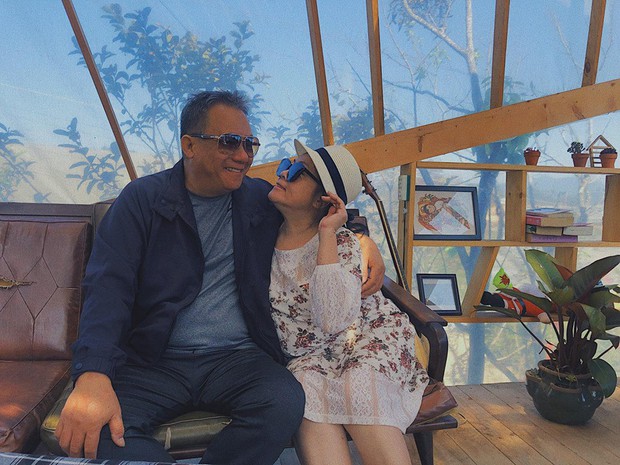 Đọc cho yêu đời: Bố mẹ U60 bỏ nhà, trốn con đi du lịch Đà Lạt rồi gom về nguyên album hình tình bể bình thế này đây - Ảnh 2. Đọc cho yêu đời: Bố mẹ U60 bỏ nhà, trốn con đi du lịch Đà Lạt rồi gom về nguyên album hình tình bể bình thế này đây - Ảnh 2.