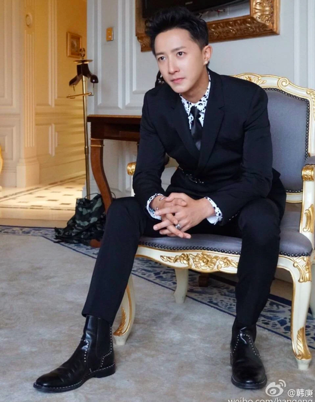 Kể khổ về quãng thời gian còn hoạt động cùng Super Junior, Hangeng không được cảm thông mà còn hứng nguyên rổ gạch đá - Ảnh 1. Kể khổ về quãng thời gian còn hoạt động cùng Super Junior, Hangeng không được cảm thông mà còn hứng nguyên rổ gạch đá - Ảnh 1.