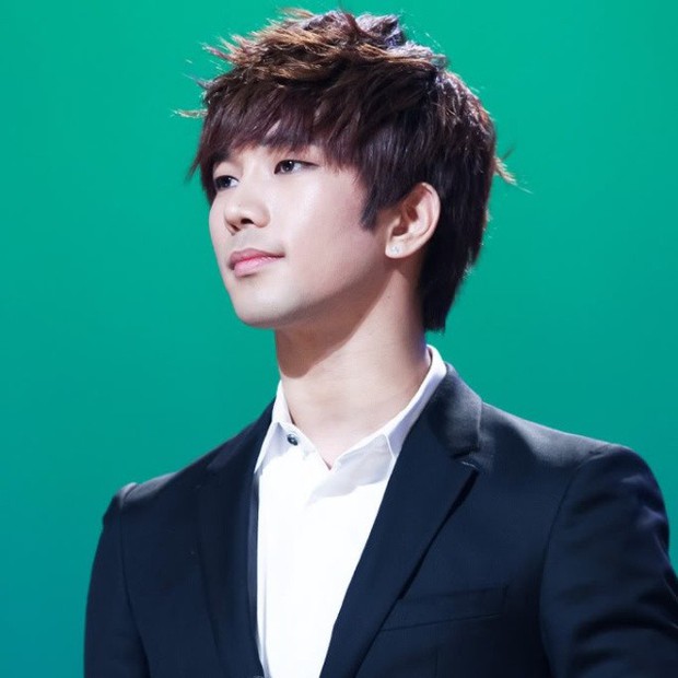 Cựu idol tiết lộ góc tối Kpop: Idol bị công ty lừa tiền “như cơm bữa”, thành viên nhóm nổi tiếng 1 tháng kiếm dưới... 7 triệu đồng - Ảnh 1. Cựu idol tiết lộ góc tối Kpop: Idol bị công ty lừa tiền “như cơm bữa”, thành viên nhóm nổi tiếng 1 tháng kiếm dưới... 7 triệu đồng - Ảnh 1.