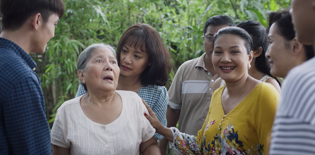 Review Thưa Mẹ Con Đi: Phim gia đình trá hình đam mĩ, trai đẹp vẫn hơi đơ nhưng nhìn chúng yêu khéo lại nghiện! - Ảnh 4. Review Thưa Mẹ Con Đi: Phim gia đình trá hình đam mĩ, trai đẹp vẫn hơi đơ nhưng nhìn chúng yêu khéo lại nghiện! - Ảnh 4.