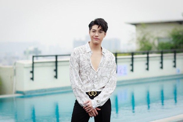 Không chỉ Erik, Thu Thủy, nhiều sao Việt khác cũng từng lao đao vướng phải sự cố để đời khi đang livestream - Ảnh 6. Không chỉ Erik, Thu Thủy, nhiều sao Việt khác cũng từng lao đao vướng phải sự cố để đời khi đang livestream - Ảnh 6.