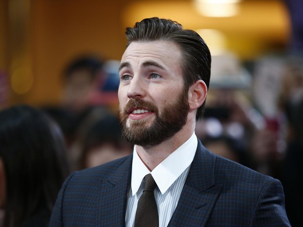 Sao Hollywood tiết lộ lần đầu làm chuyện ấy: Kim và Angie cùng thời điểm, Chris Evans bất ngờ muộn màng - Ảnh 5. Sao Hollywood tiết lộ lần đầu làm chuyện ấy: Kim và Angie cùng thời điểm, Chris Evans bất ngờ muộn màng - Ảnh 5.