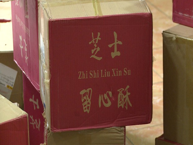 Hà Nội: Thu giữ hàng nghìn chiếc bánh Trung thu do nước ngoài sản xuất không rõ nguồn gốc - Ảnh 1. Hà Nội: Thu giữ hàng nghìn chiếc bánh Trung thu do nước ngoài sản xuất không rõ nguồn gốc - Ảnh 1.