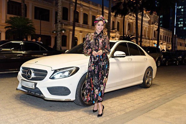 Khẳng định chỉ là bạn, Chi Dân và Lan Ngọc có lý giải được hết loạt bằng chứng hẹn hò được dân mạng tìm ra? - Ảnh 3. Khẳng định chỉ là bạn, Chi Dân và Lan Ngọc có lý giải được hết loạt bằng chứng hẹn hò được dân mạng tìm ra? - Ảnh 3.