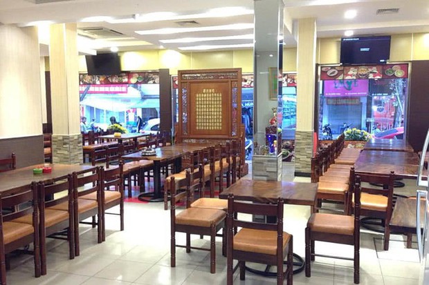 Dương và Bảo hội tụ hậu “Về nhà đi con” vào một ngày Hà Nội động mưa, ăn chả cá buổi trưa là quá hợp đây nè! - Ảnh 6.