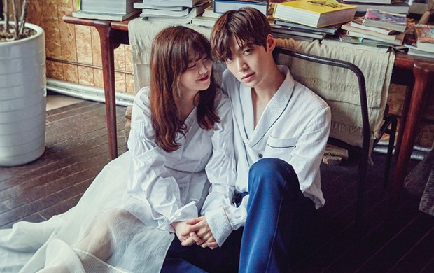 Nhìn lại Blood - bộ phim dở thảm họa đã se duyên cho cặp chị em Goo Hye Sun và Ahn Jae Hyun - Ảnh 6. Nhìn lại Blood - bộ phim dở thảm họa đã se duyên cho cặp chị em Goo Hye Sun và Ahn Jae Hyun - Ảnh 6.