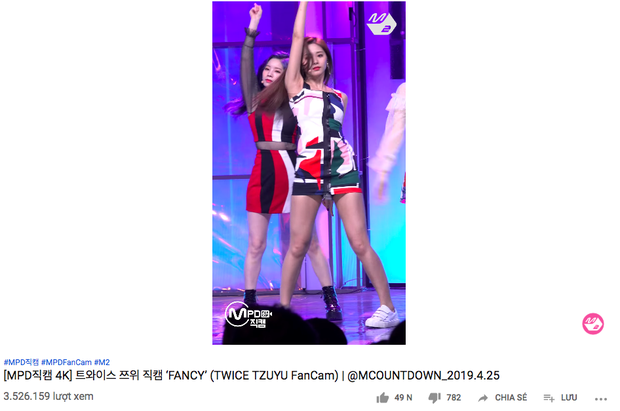 Top 25 fancam được xem nhiều nhất Kpop 2019: BTS dẫn đầu nhưng BLACKPINK áp đảo số lượng, 2 tân binh bất ngờ xuất hiện - Ảnh 23. Top 25 fancam được xem nhiều nhất Kpop 2019: BTS dẫn đầu nhưng BLACKPINK áp đảo số lượng, 2 tân binh bất ngờ xuất hiện - Ảnh 23.