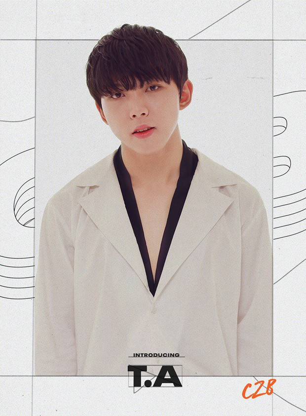 Hội fangirl thiếu nghị lực đang mê như điếu đổ bản cover Một Đêm Say của mỹ nam nhóm nhạc tân binh CZB - Ảnh 6.