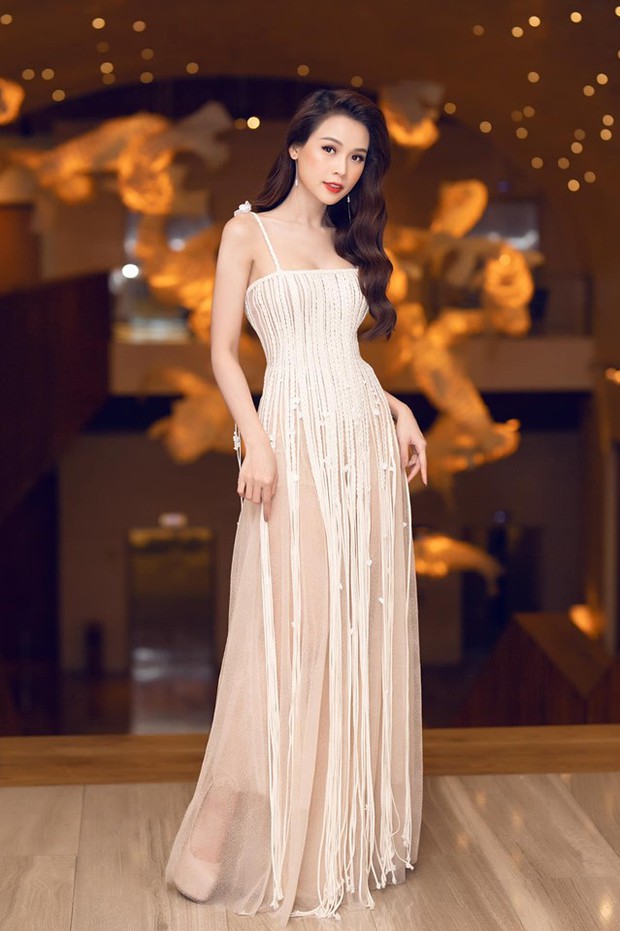 Mặc chung một mẫu đầm, Jolie Nguyễn và Sam đều phải viện đến chiêu đặc biệt trong khi Đỗ Mỹ Linh không cần - Ảnh 5.