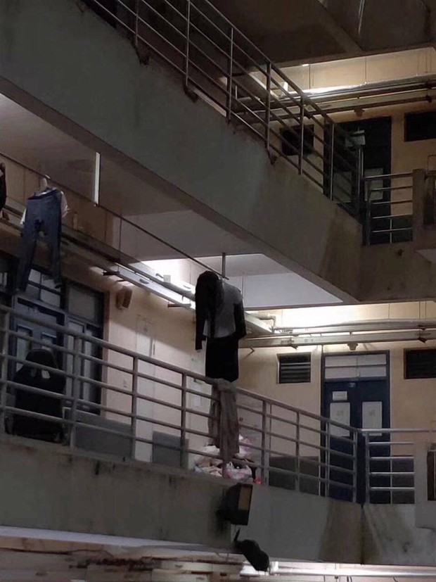 Bức ảnh chụp khoảnh khắc nam thanh niên nhảy lầu tự tử khiến dân mạng Hàn Quốc đứng tim nhưng sự thật hóa ra rất bất ngờ - Ảnh 4.