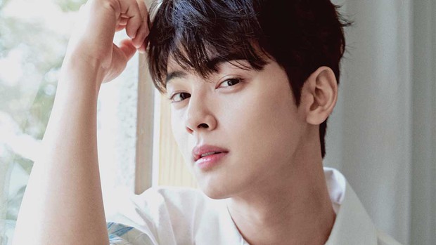 50 idol nam Kpop được tìm nhiều nhất trên Google nửa đầu 2019: Em út BTS chễm chệ ngôi vua, bất ngờ vị trí của Seungri - Ảnh 9. 50 idol nam Kpop được tìm nhiều nhất trên Google nửa đầu 2019: Em út BTS chễm chệ ngôi vua, bất ngờ vị trí của Seungri - Ảnh 9.