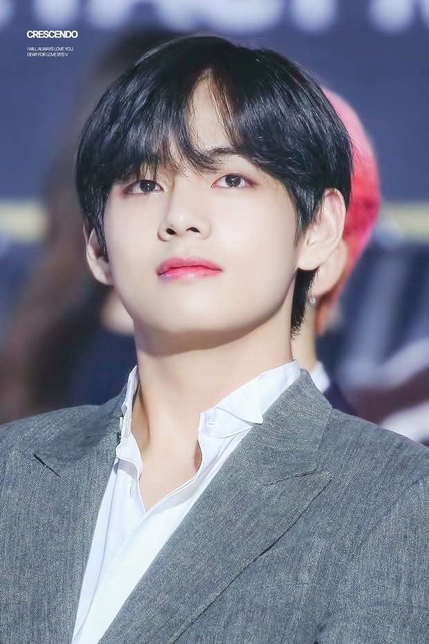 50 idol nam Kpop được tìm nhiều nhất trên Google nửa đầu 2019: Em út BTS chễm chệ ngôi vua, bất ngờ vị trí của Seungri - Ảnh 4. 50 idol nam Kpop được tìm nhiều nhất trên Google nửa đầu 2019: Em út BTS chễm chệ ngôi vua, bất ngờ vị trí của Seungri - Ảnh 4.