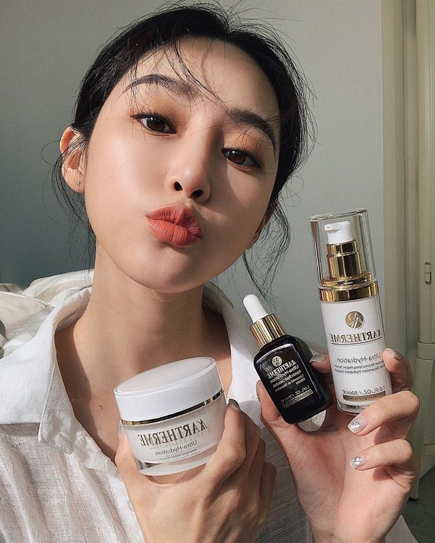 Chuyên gia mách nhỏ 5 tips skincare khiến đồng nghiệp phải trầm trồ trước làn da căng bóng, lấp lánh của bạn - Ảnh 1.