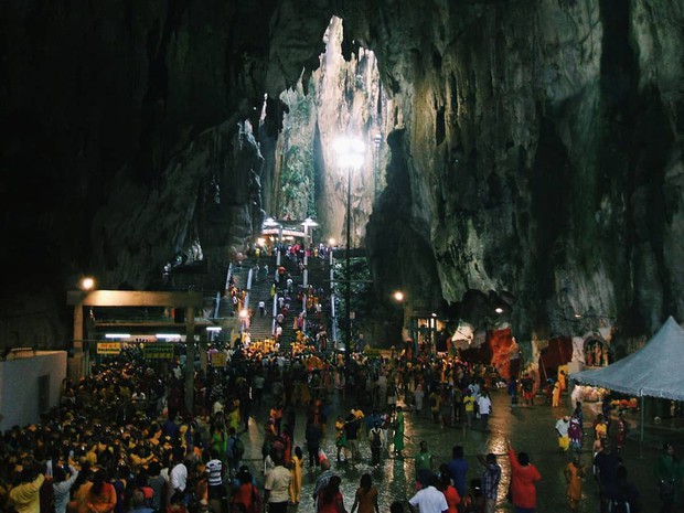 Tỉnh mộng trước nấc thang cầu vồng nổi tiếng nhất Malaysia: Nhìn hình sống ảo thì phát ham, nhưng thực tế lại phũ phàng hơn! - Ảnh 31. Tỉnh mộng trước nấc thang cầu vồng nổi tiếng nhất Malaysia: Nhìn hình sống ảo thì phát ham, nhưng thực tế lại phũ phàng hơn!