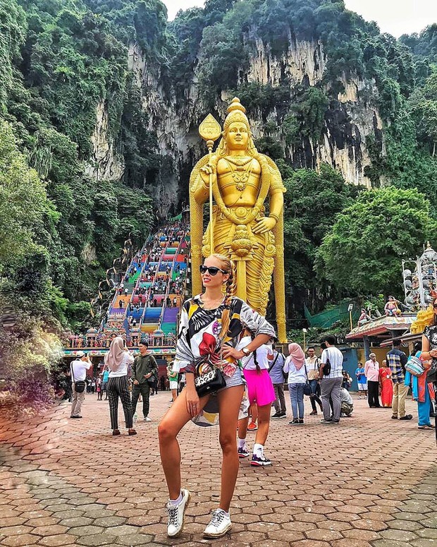 Tỉnh mộng trước nấc thang cầu vồng nổi tiếng nhất Malaysia: Nhìn hình sống ảo thì phát ham, nhưng thực tế lại phũ phàng hơn! - Ảnh 19. Tỉnh mộng trước nấc thang cầu vồng nổi tiếng nhất Malaysia: Nhìn hình sống ảo thì phát ham, nhưng thực tế lại phũ phàng hơn!