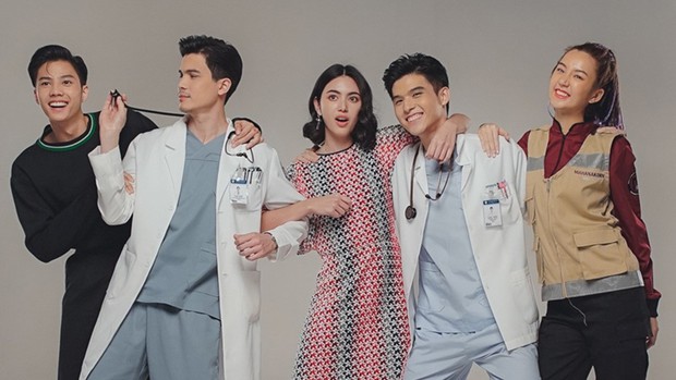 Dàn sao Tình Người Duyên Ma sau 6 năm: Người lên đời sao hạng A, kẻ bất ngờ sánh đôi cùng Sơn Tùng M-TP - Ảnh 11. Dàn sao Tình Người Duyên Ma sau 6 năm: Người lên đời sao hạng A, kẻ bất ngờ sánh đôi cùng Sơn Tùng M-TP - Ảnh 11.