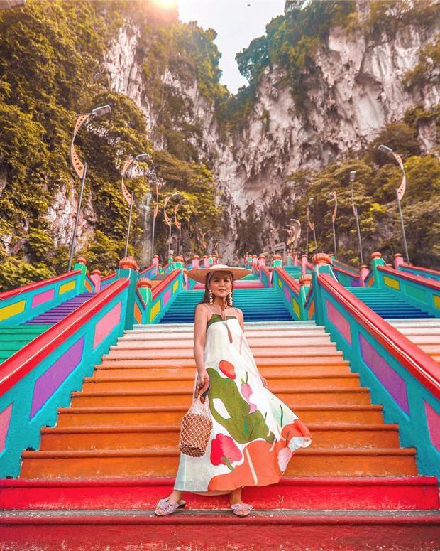 Tỉnh mộng trước nấc thang cầu vồng nổi tiếng nhất Malaysia: Nhìn hình sống ảo thì phát ham, nhưng thực tế lại phũ phàng hơn! - Ảnh 14. Tỉnh mộng trước nấc thang cầu vồng nổi tiếng nhất Malaysia: Nhìn hình sống ảo thì phát ham, nhưng thực tế lại phũ phàng hơn!