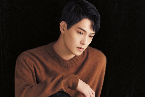 Hết bê bối chatroom tình dục đến cò cưa hotgirl, Jonghyun cuối cùng đã tuyên bố rời khỏi CNBLUE - Ảnh 1. Hết bê bối chatroom tình dục đến cò cưa hotgirl, Jonghyun cuối cùng đã tuyên bố rời khỏi CNBLUE - Ảnh 1.