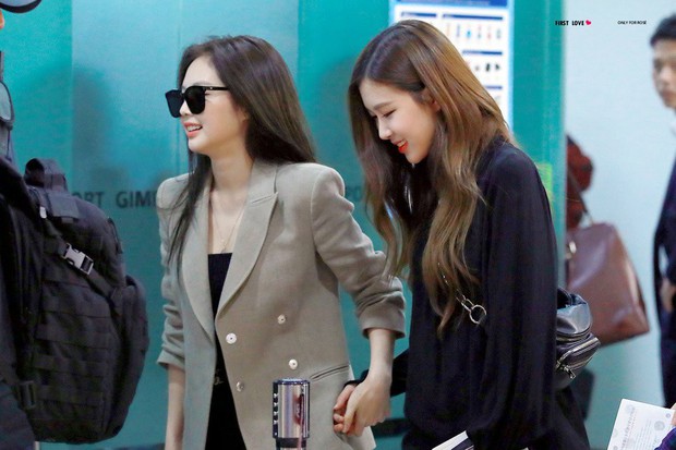 Chưa đầy một tháng, cả Jennie và Rosé đều có động thái bất mãn với YG: Chuyện gì đang xảy ra với BLACKPINK thế này? - Ảnh 5.