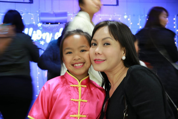 Con của sao Việt: Toàn du học sinh đẹp trai xinh gái lại còn siêu giỏi, được nhận bằng khen của Tổng thống Obama, điểm tổng kết gần tuyệt đối - Ảnh 1. Con của sao Việt: Toàn du học sinh đẹp trai xinh gái lại còn siêu giỏi, được nhận bằng khen của Tổng thống Obama, điểm tổng kết gần tuyệt đối - Ảnh 1.