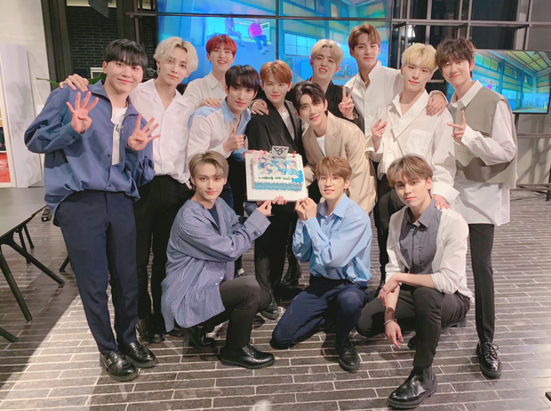 Pledis đổi sang cưng NUEST, bỏ bê SEVENTEEN khiến nhóm không thể đạt thành tích như BTS và TWICE? - Ảnh 3.