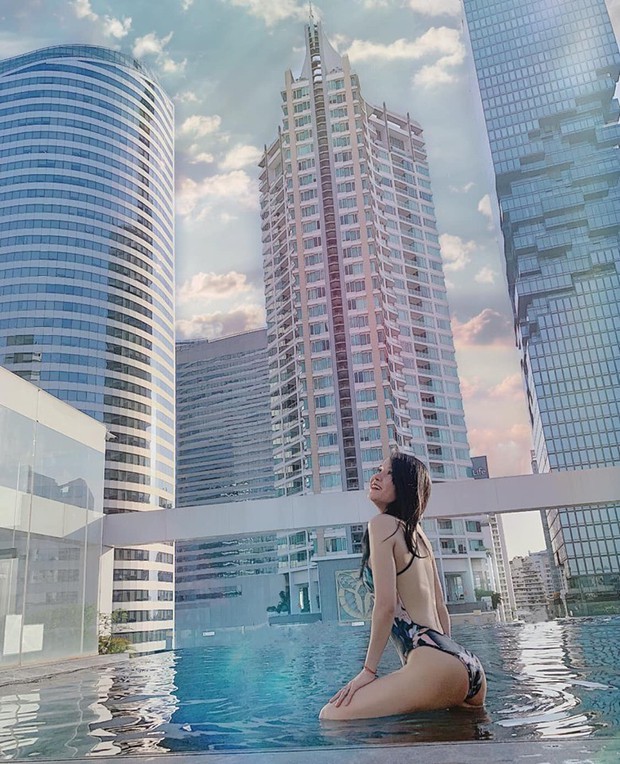 Hội chị em Mây Trắng: Người ly hôn, người mới cưới, người còn độc thân nhưng cứ gặp nhau là lên đồ chất khỏi bàn - Ảnh 3. Hội chị em Mây Trắng: Người ly hôn, người mới cưới, người còn độc thân nhưng cứ gặp nhau là lên đồ chất khỏi bàn - Ảnh 3.