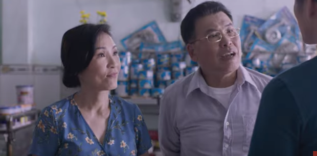 Trăm câu hỏi lấy vợ chưa con? cũng không khổ bằng cảnh anh chàng Văn bị chú hàng xóm gài vợ trong Thưa Mẹ Con Đi - Ảnh 1. Trăm câu hỏi lấy vợ chưa con? cũng không khổ bằng cảnh anh chàng Văn bị chú hàng xóm gài vợ trong Thưa Mẹ Con Đi - Ảnh 1.
