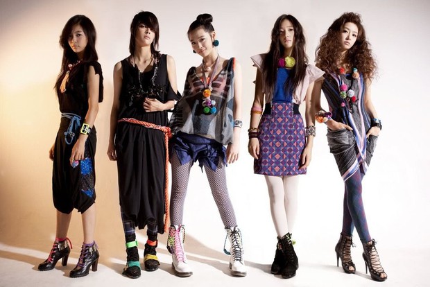 Số phận trớ trêu của các nhóm nhạc Kpop: Khi đóng băng là nỗi sợ hãi còn kinh khủng hơn cả việc tan rã! - Ảnh 1. Số phận trớ trêu của các nhóm nhạc Kpop: Khi đóng băng là nỗi sợ hãi còn kinh khủng hơn cả việc tan rã! - Ảnh 1.