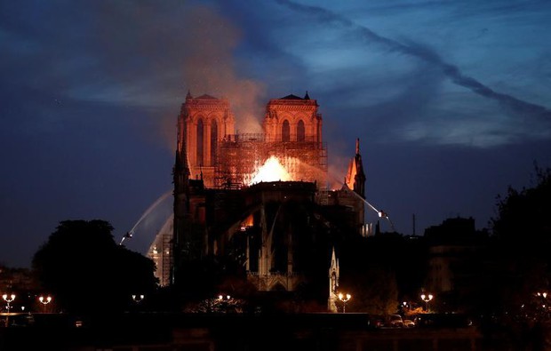 Paris vẫn bị ô nhiễm chì sau vụ cháy Nhà thờ Đức Bà - Ảnh 1.
