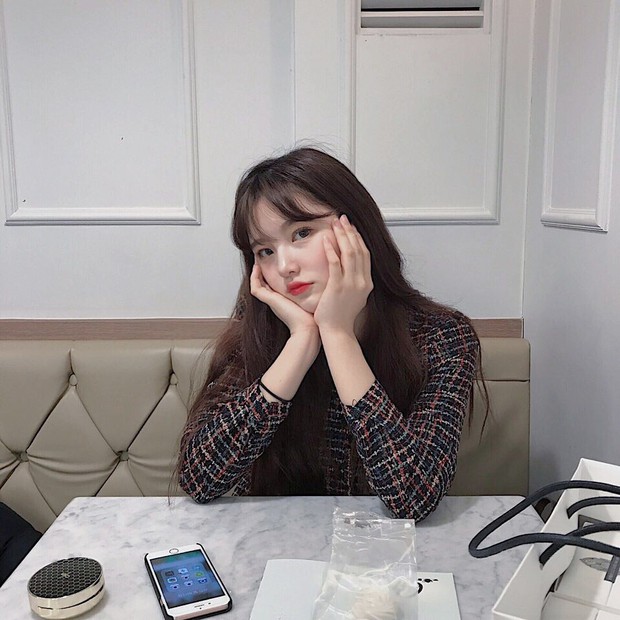 Em gái của 4 mỹ nhân Hàn đình đám: Toàn xinh như idol, không gia nhập Kbiz quá phí, nhóc tỳ nhà Somi quá đỉnh - Ảnh 6. Em gái của 4 mỹ nhân Hàn đình đám: Toàn xinh như idol, không gia nhập Kbiz quá phí, nhóc tỳ nhà Somi quá đỉnh - Ảnh 6.