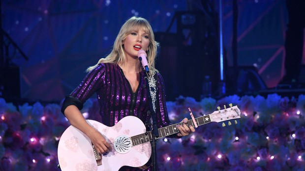 Chuyện hủy show: Taylor Swift diễn 10 năm hủy đúng 1 show, Ariana Grande không phải là Nữ hoàng hủy show thực sự! - Ảnh 17. Chuyện hủy show: Taylor Swift diễn 10 năm hủy đúng 1 show, Ariana Grande không phải là Nữ hoàng hủy show thực sự! - Ảnh 17.