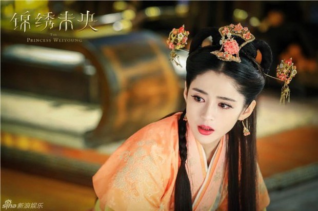 5 mỹ nhân “đệ nhất thiên hạ” trên màn ảnh Hoa ngữ: Thượng thần Dương Mịch bít cửa trước cô cô Lý Nhược Đồng - Ảnh 2. 5 mỹ nhân “đệ nhất thiên hạ” trên màn ảnh Hoa ngữ: Thượng thần Dương Mịch bít cửa trước cô cô Lý Nhược Đồng - Ảnh 2.