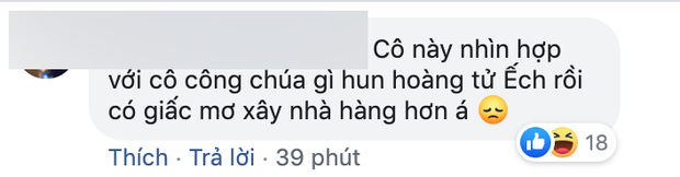 Netizen ngã ngửa trước tạo hình chính thức của Nàng tiên cá: Hồng thắm đượm, miễn cưỡng đến mấy cũng không mê nổi! - Ảnh 2. Netizen ngã ngửa trước tạo hình chính thức của Nàng tiên cá: Hồng thắm đượm, miễn cưỡng đến mấy cũng không mê nổi! - Ảnh 2.