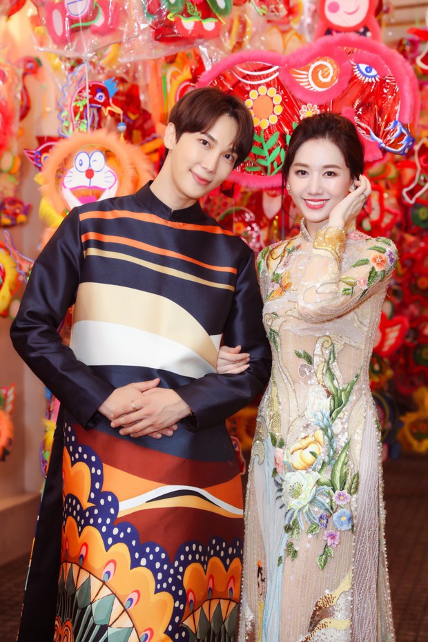 Không phải Trấn Thành, Hari Won bất ngờ tình tứ bên mỹ nam nhóm nhạc Kpop đình đám một thời trong bộ ảnh Trung Thu - Ảnh 6.