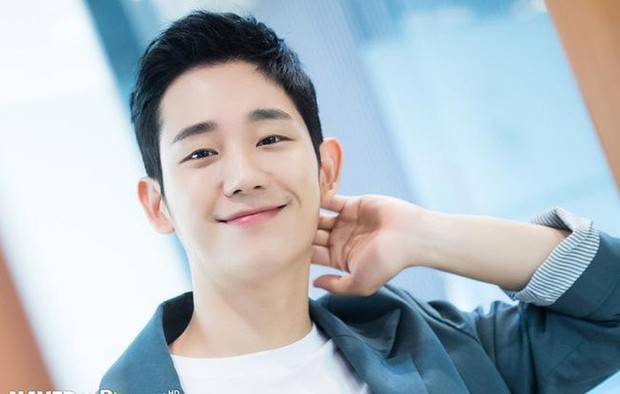 Bất ngờ với nghề nghiệp dàn minh tinh hot nhất xứ Hàn nếu không đi diễn: Mợ chảnh làm tiếp viên, cặp Song Song cùng đam mê - Ảnh 3. Bất ngờ với nghề nghiệp dàn minh tinh hot nhất xứ Hàn nếu không đi diễn: Mợ chảnh làm tiếp viên, cặp Song Song cùng đam mê - Ảnh 3.