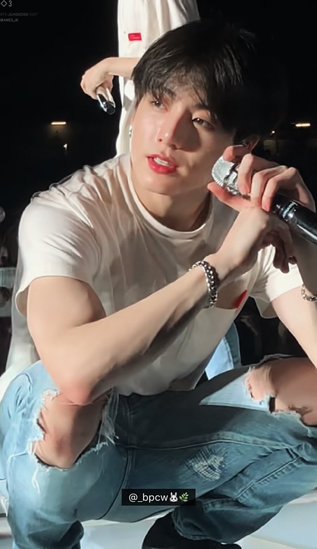 Knet choáng trước nhan sắc thật ngoài đời của 2 cậu em út Taekook (BTS), xếp cạnh nhau còn thần thánh hơn - Ảnh 4.