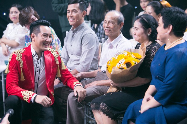 Nguyễn Phi Hùng được làm rõ tin đồn cặp kè bầu sô Thủy Nguyễn và xôn xao về giới tính - Ảnh 6. Nguyễn Phi Hùng được làm rõ tin đồn cặp kè bầu sô Thủy Nguyễn và xôn xao về giới tính - Ảnh 6.