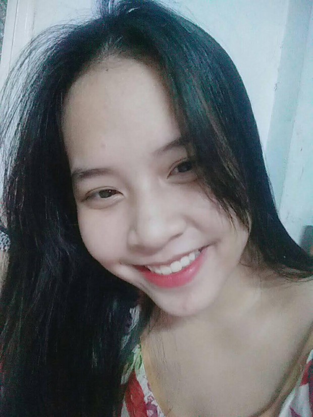 Nghe lời bạn thân con gái nên cắt tóc ngắn một lần trong đời, cô nàng khóc ròng vì quả đầu ngố còn dân mạng lại khen nức nở - Ảnh 1. Nghe lời bạn thân con gái nên cắt tóc ngắn một lần trong đời, cô nàng khóc ròng vì quả đầu ngố còn dân mạng lại khen nức nở - Ảnh 1.