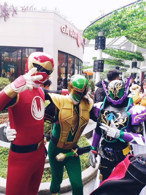 Xuất hiện màn cosplay biệt đội Avengers cực chất ở buổi chào tân sinh viên của Học viện Chính sách và Phát triển - Ảnh 8.
