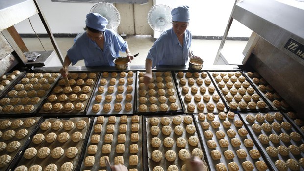 Trung Quốc sản xuất bánh trung thu từ thịt nhân tạo - Ảnh 1.