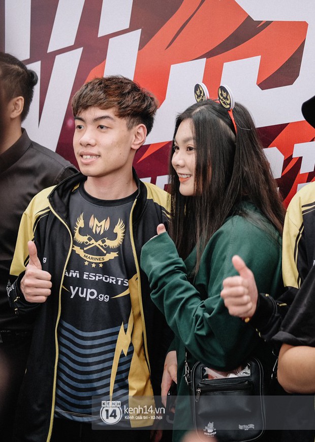 Mỹ nhân Mina Young cùng loạt gái xinh hâm nóng ngày hội Chung kết VCS mùa Hè - Ảnh 11.