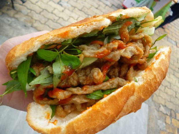 Có tới 4 “siêu phẩm bánh mì” vừa lạ lẫm vừa khiến bạn “nghiện” ngay lần đầu thưởng thức - Ảnh 9. Có tới 4 “siêu phẩm bánh mì” vừa lạ lẫm vừa khiến bạn “nghiện” ngay lần đầu thưởng thức - Ảnh 9.