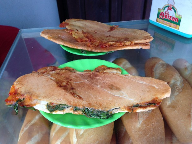 Có tới 4 “siêu phẩm bánh mì” vừa lạ lẫm vừa khiến bạn “nghiện” ngay lần đầu thưởng thức - Ảnh 6. Có tới 4 “siêu phẩm bánh mì” vừa lạ lẫm vừa khiến bạn “nghiện” ngay lần đầu thưởng thức - Ảnh 6.