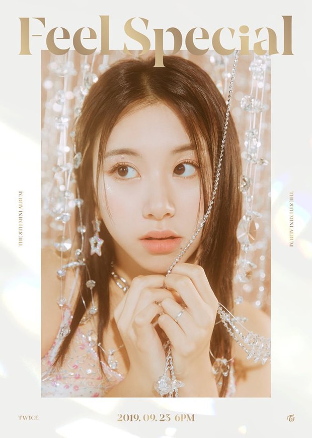 TWICE tung teaser MV: Nhạc catchy và vũ đạo cực ấn tượng, nhưng fan lại cười bò với sự xuất hiện đặc biệt của... Trang Hý - Ảnh 5.