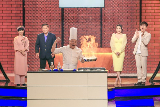 Top Chef Vietnam: Thí sinh khẳng định mình bị chơi xấu khi quyển sổ công thức không cánh mà bay - Ảnh 1. Top Chef Vietnam: Thí sinh khẳng định mình bị chơi xấu khi quyển sổ công thức không cánh mà bay - Ảnh 1.