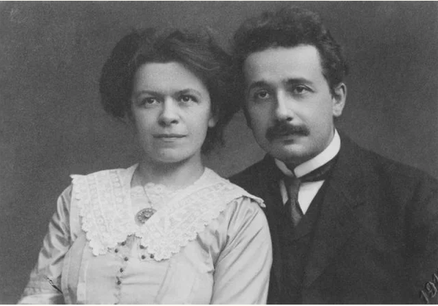 Người con trai út ngỡ là “bản sao” của Albert Einstein: Cuộc đời rơi vào bi kịch khi mới 20 tuổi và nỗi day dứt mãi ám ảnh người cha thiên tài - Ảnh 1. Người con trai út ngỡ là “bản sao” của Albert Einstein: Cuộc đời rơi vào bi kịch khi mới 20 tuổi và nỗi day dứt mãi ám ảnh người cha thiên tài - Ảnh 1.