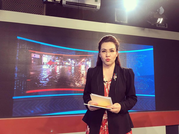 Bí mật thời trang của các BTV nổi tiếng: đằng sau vẻ ngoài chỉn chu là những khoảnh khắc chữa cháy bô nhếch hài hước - Ảnh 1. Bí mật thời trang của các BTV nổi tiếng: đằng sau vẻ ngoài chỉn chu là những khoảnh khắc chữa cháy bô nhếch hài hước - Ảnh 1.