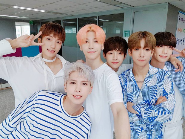 Rần rần tin xác nhận dàn line-up idol nam đổ bộ AAA 2019, nhưng nguồn tin lộ từ các fanpage Kpop còn BTC AAA 2019 đâu rồi? - Ảnh 10. Rần rần tin xác nhận dàn line-up idol nam đổ bộ AAA 2019, nhưng nguồn tin lộ từ các fanpage Kpop còn BTC AAA 2019 đâu rồi? - Ảnh 10.