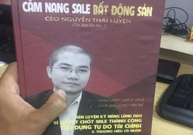 Cuốn sách Nguyễn Thái Luyện dạy nhân viên Alibaba lừa 100 người thân - Ảnh 1.