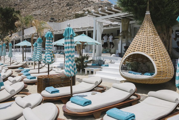 Đảo Mykonos - Thiên đường đốt tiền của giới siêu giàu: ‘Sương sương’ thuê lều nhỏ trên bãi biển thôi cũng ngốn hơn 100 triệu đồng - Ảnh 5.